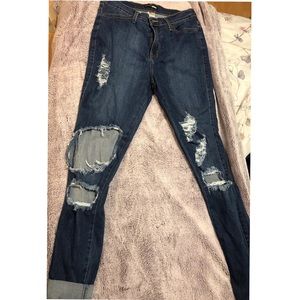 Fashionova ripped jeans